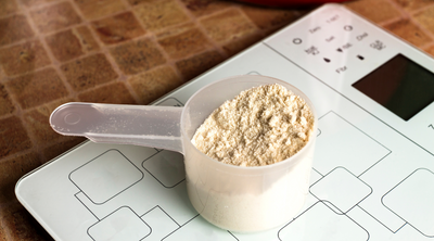 Pre Workout While Breastfeeding — What You Need to Know Before You Sip